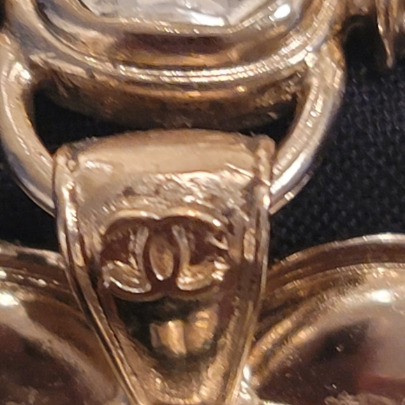 Chanel Metal Pearl Lambskin Crystal Necklace 21K - Picture 9 of 15